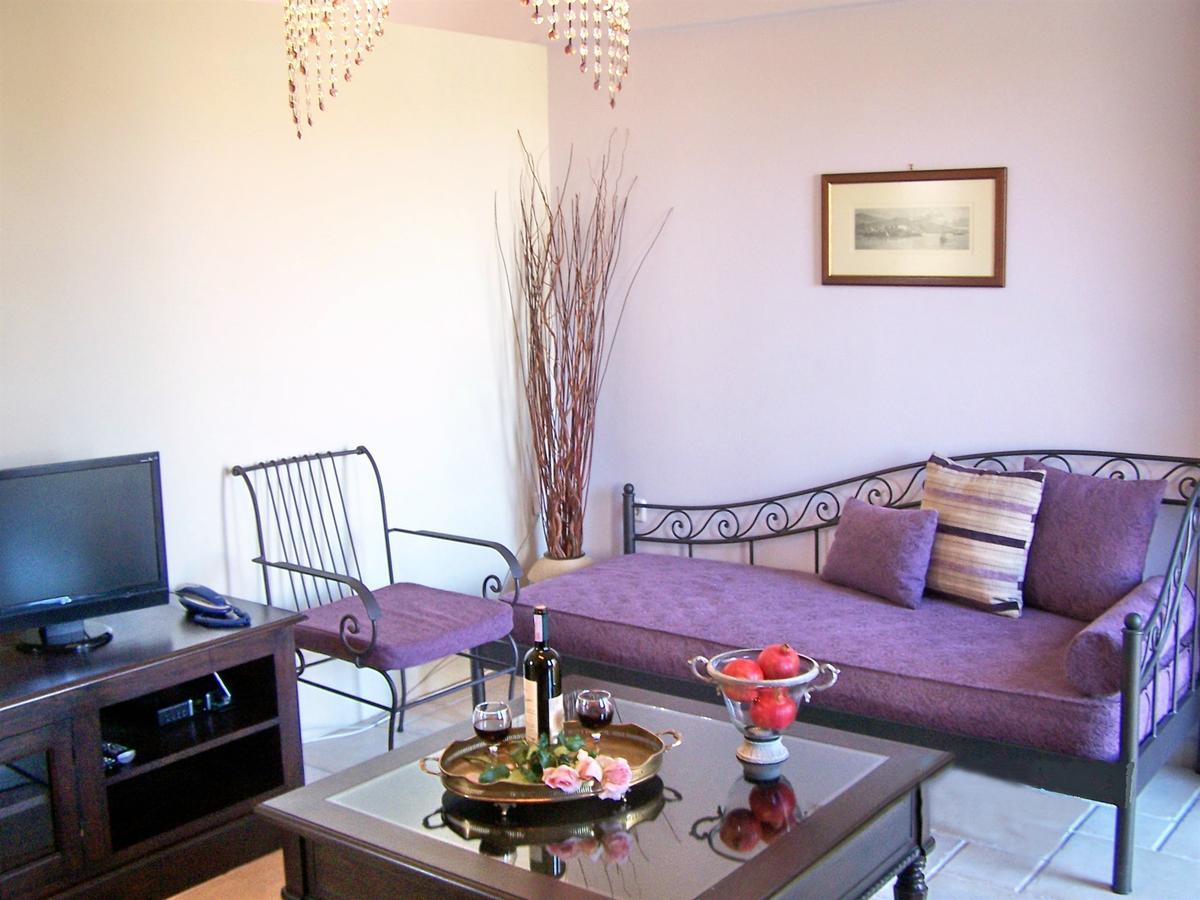 Moongarden Apart otel Mithimna Dış mekan fotoğraf
